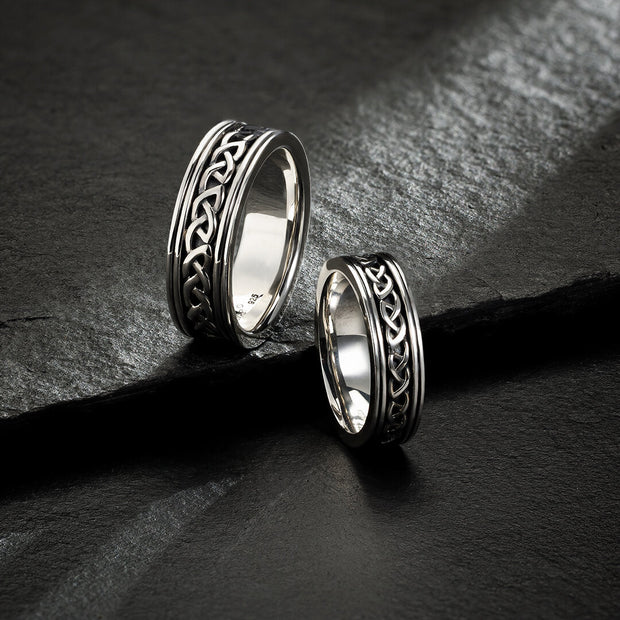 Women's Sterling Silver Oxidized Celtic Knot Wedding Ring S21072 - CladdaghRING.com